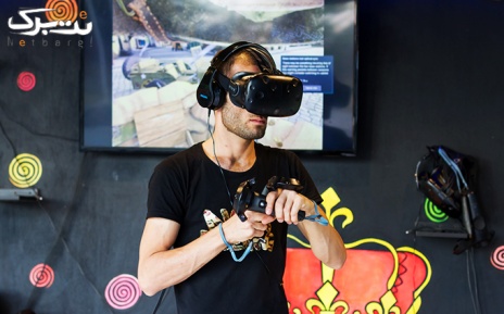 VR GAME CLUB ARBAB با شبیه ساز رانندگی