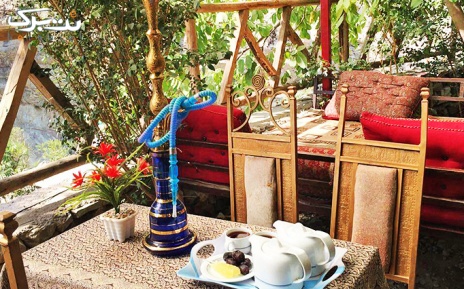 سرویس چای و قلیان در رستوران سوارین