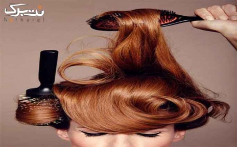 براشینگ مو برای مو متوسط در سالن زیبایی مریم مومنی