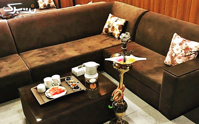 کافه نادری با منو قهوه و چای سنتی ساده و عربی