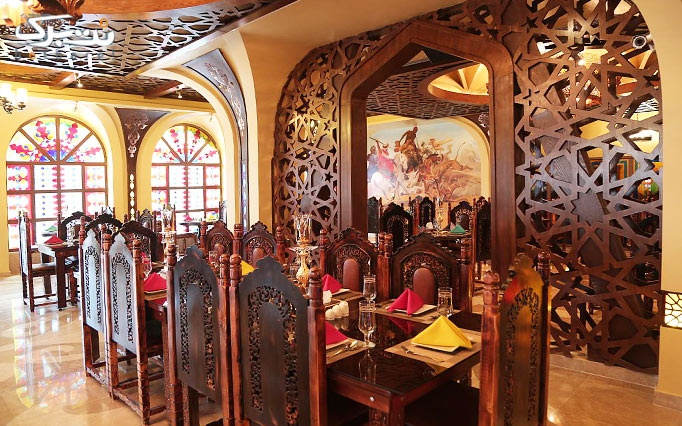 رستوران لوکس مهماندار با منو ایرانی و موسیقی زنده