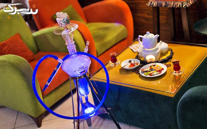 چای و قلیان عربی دو نفره در سفره خانه شبهای تهران