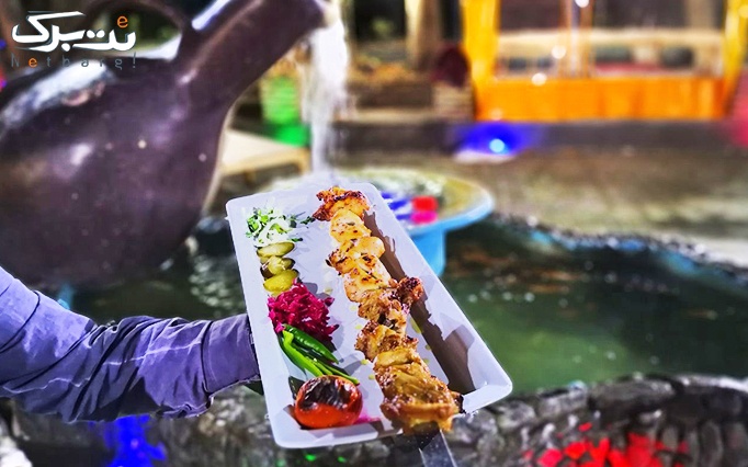 منو غذای ایرانی در باغ رستوران طوبی