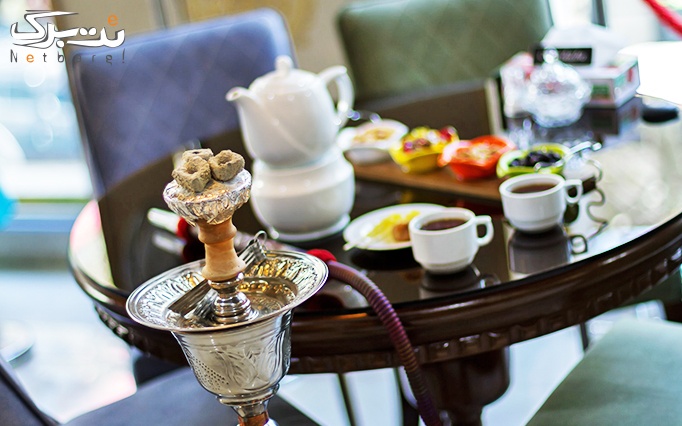 قلیان ویژه عربی(یخ) با چای در کافه رستوران کاخ