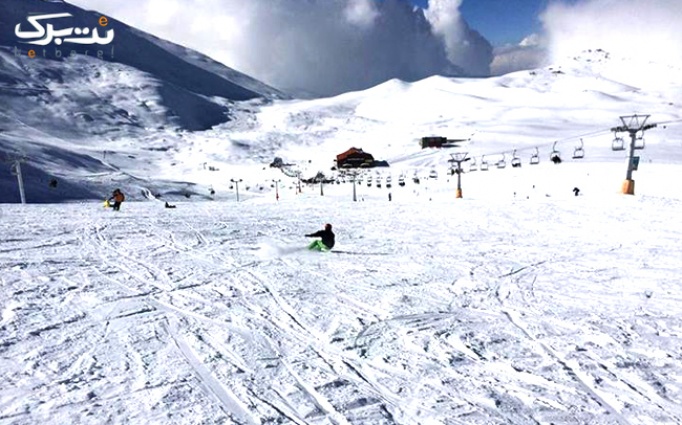 تور اسکی در پیست پر برف امام زاده هاشم