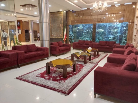 اقامت تک در هتل 3 ستاره پارمیدا مشهد