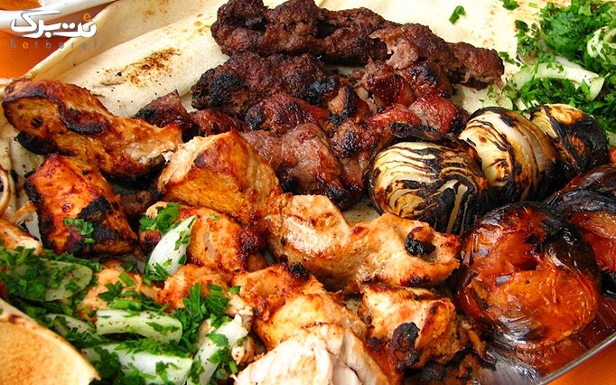 سرآشپز بین المللی در رستوران لبنانی پاشا