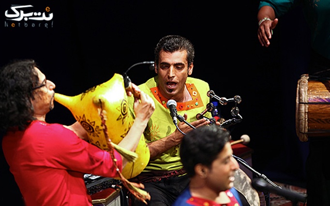 محسن شریفیان در کنسرت شاد گروه لیان بوشهر