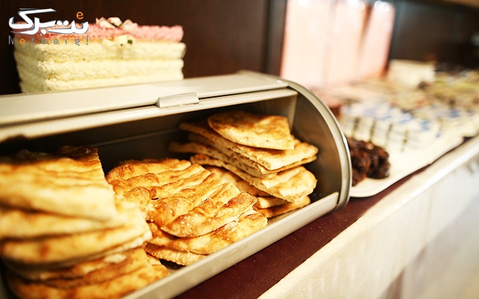 بوفه صبحانه در هتل پارسی