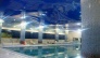 شنا در استخر هتل خورشید تابان